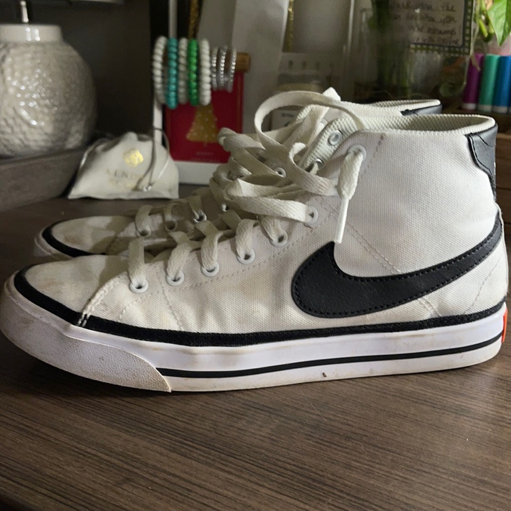 Nike ankle sneakers